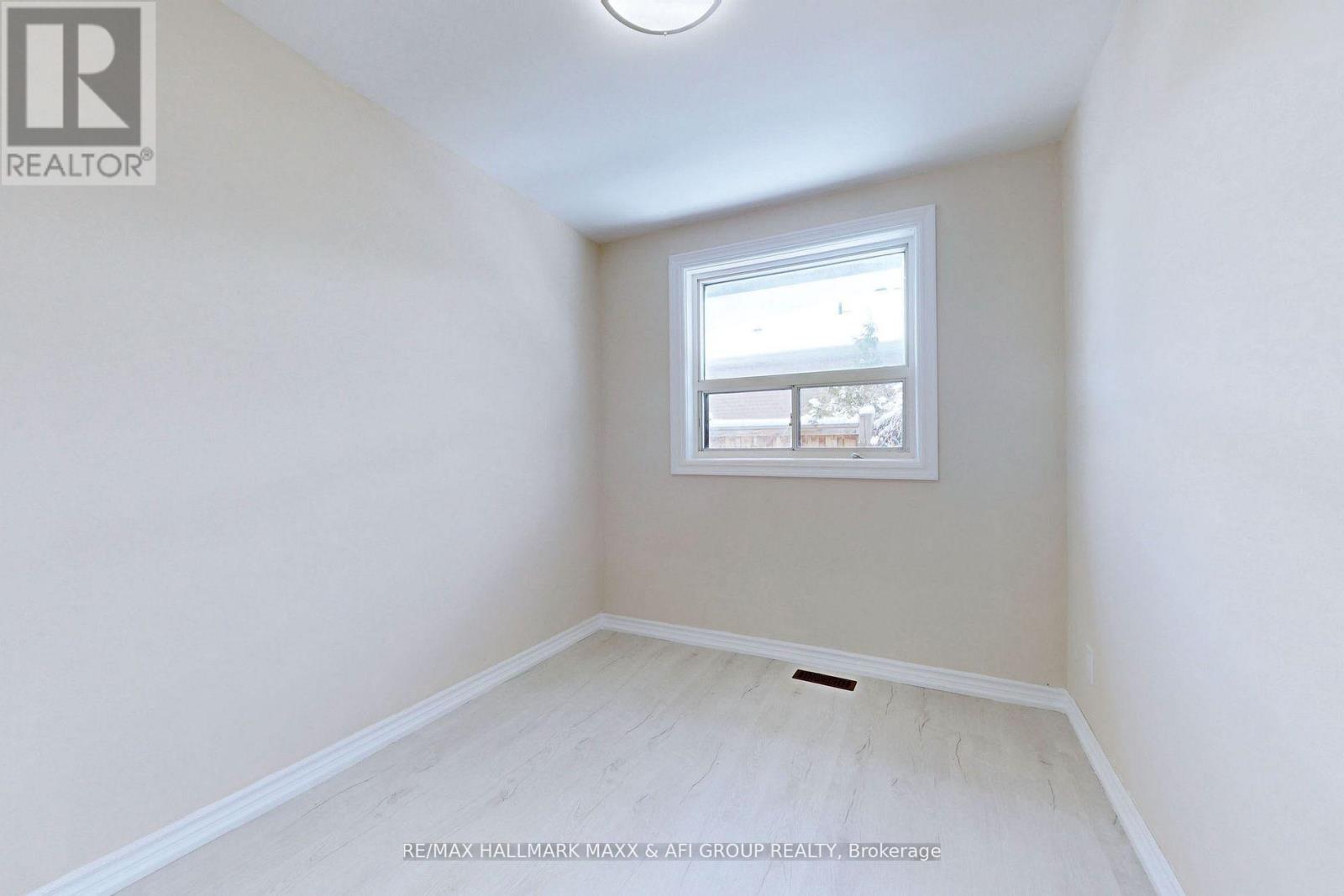 Main - 207 Septonne Avenue, Newmarket, Ontario  L3Y 2W5 - Photo 15 - N13548458