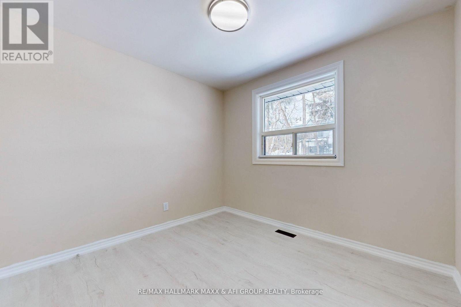 Main - 207 Septonne Avenue, Newmarket, Ontario  L3Y 2W5 - Photo 21 - N13548458