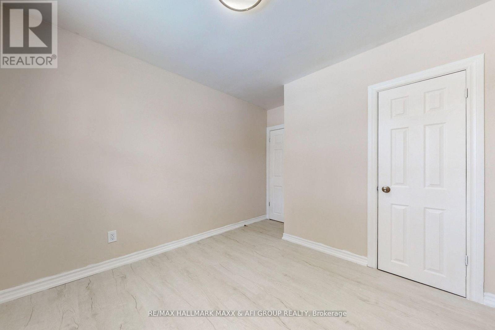 Main - 207 Septonne Avenue, Newmarket, Ontario  L3Y 2W5 - Photo 23 - N13548458