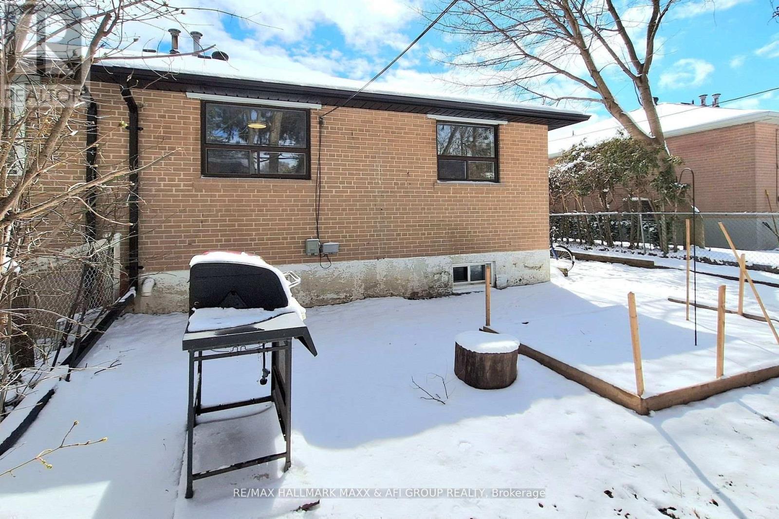 Main - 207 Septonne Avenue, Newmarket, Ontario  L3Y 2W5 - Photo 31 - N13548458