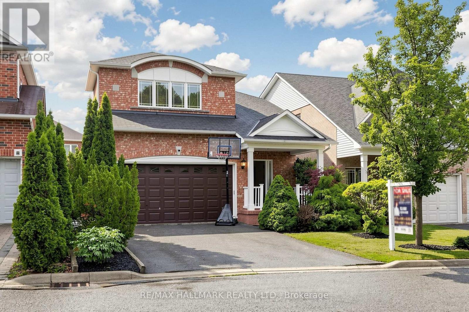 14 KERR LANE, Aurora, Ontario