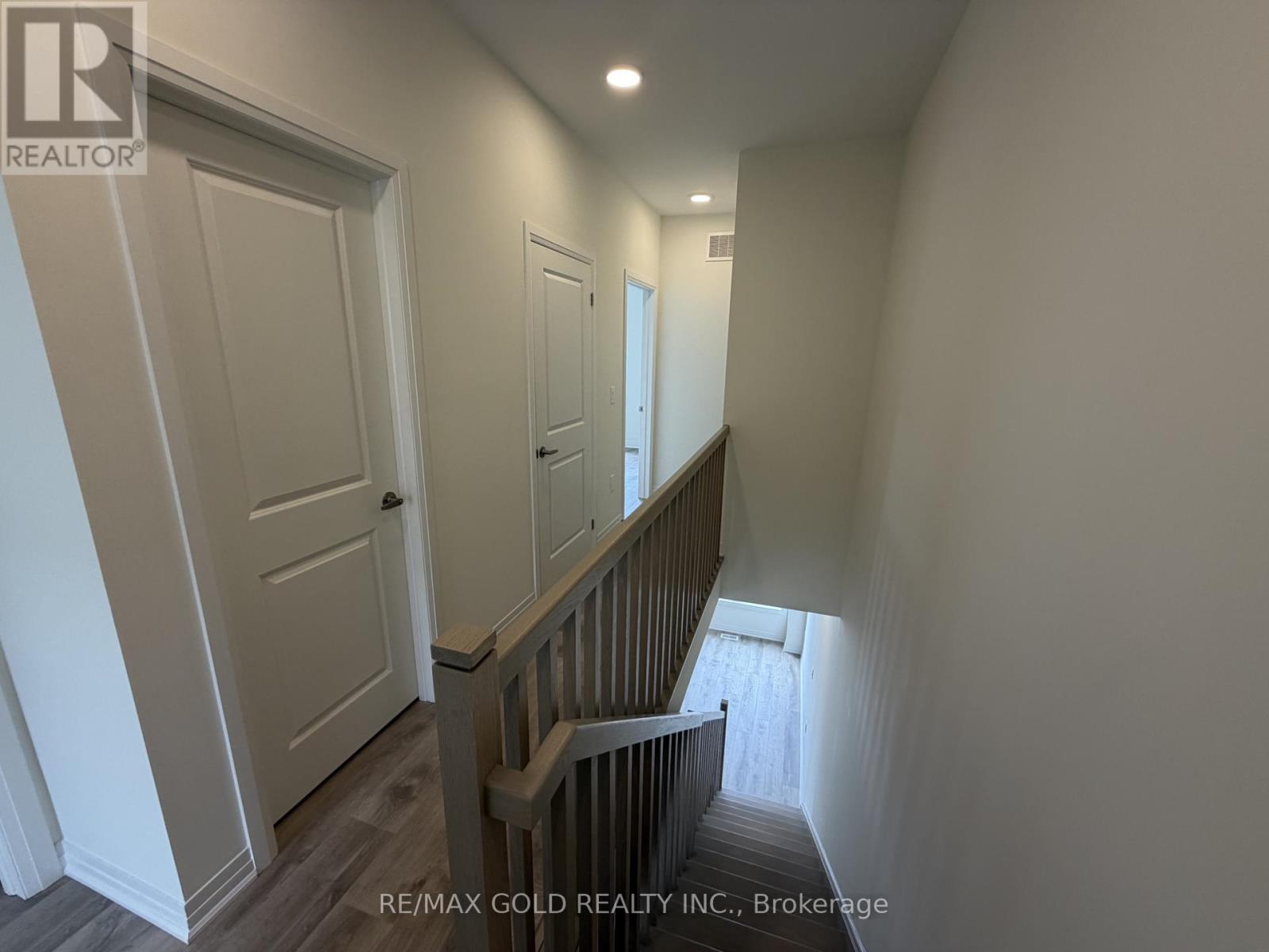 702 Royal Front Street, Mississauga, Ontario L4Y 0C8 - Photo 17 - W13548340