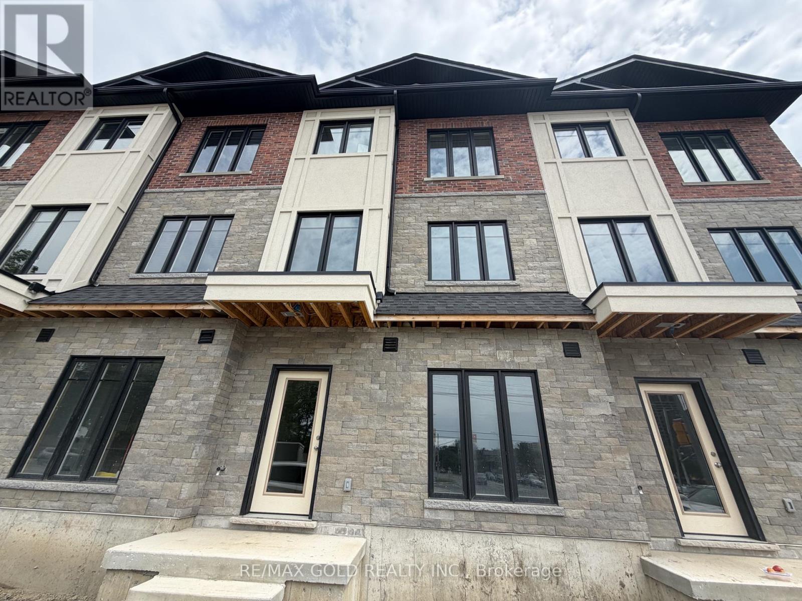 702 Royal Front Street, Mississauga, Ontario L4Y 0C8 - Photo 27 - W13548340