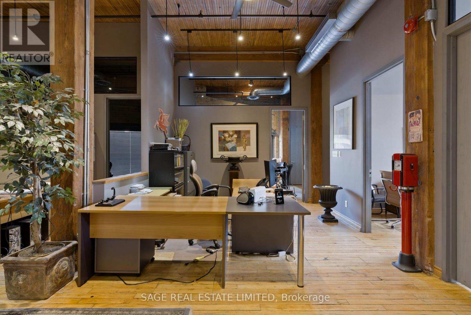 100b Street - 25 Morrow Avenue, Toronto, Ontario  M6R 2H9 - Photo 5 - W13548416