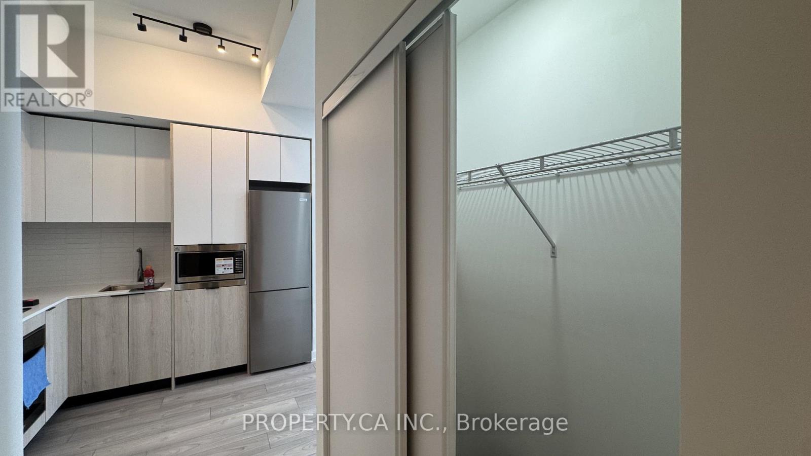 910 - 1007 The Queensway, Toronto, Ontario  M8Z 0H4 - Photo 8 - W13548612
