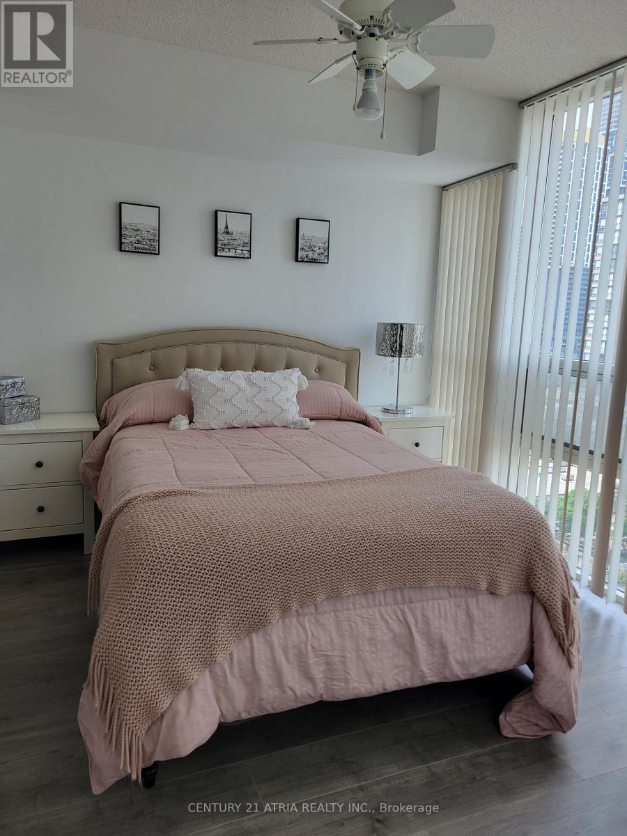 1801 - 156 Enfield Place, Mississauga, Ontario  L5B 4L8 - Photo 15 - W13548620