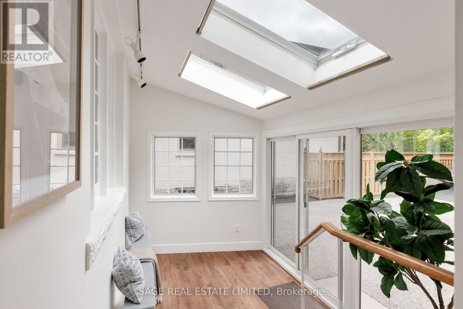78 The Kingsway, Toronto, Ontario  M8X 2T5 - Photo 18 - W13548672