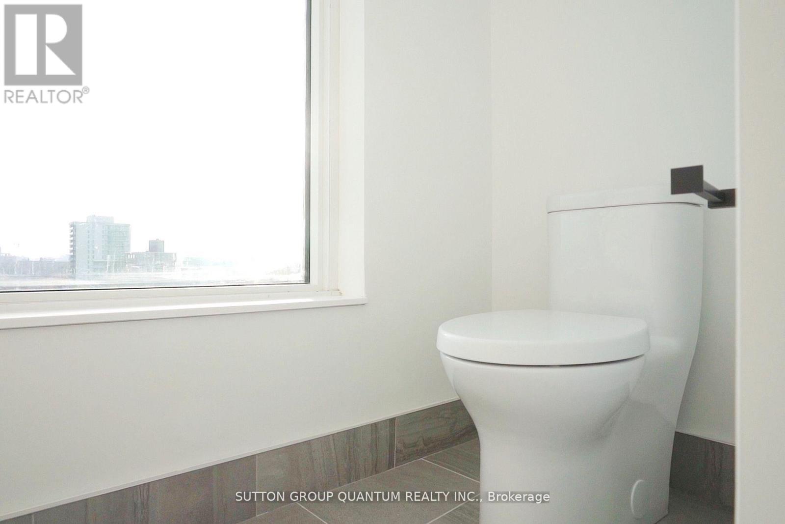 602 - 55 Port Street E, Mississauga, Ontario  L5G 4P3 - Photo 25 - W13548688