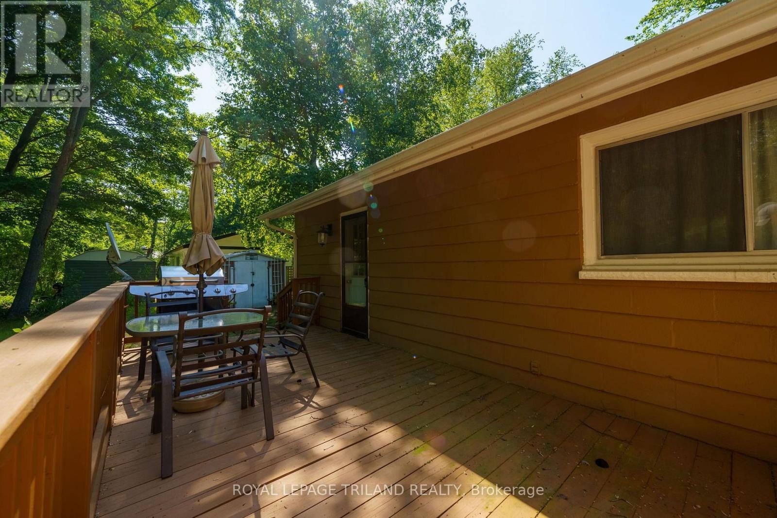 6302 Huron Drive, Lambton Shores, Ontario  N0N 1J1 - Photo 24 - X13515972