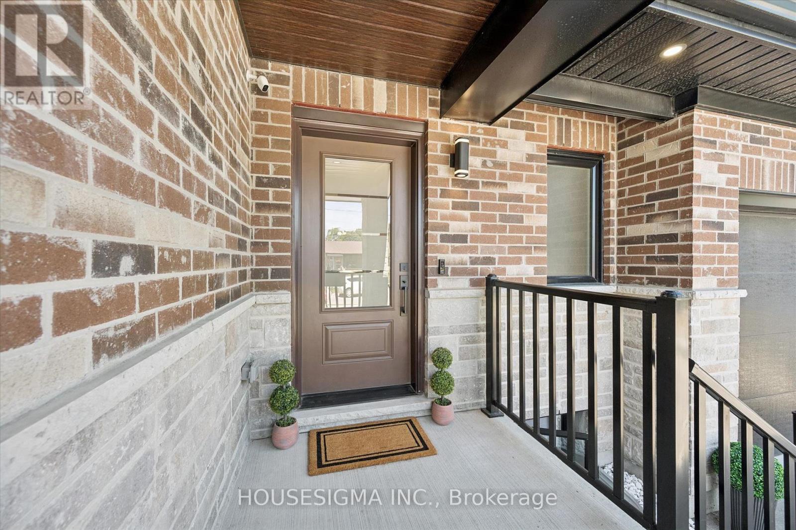 63 Plymouth Road, Kitchener, Ontario  N2G 3G7 - Photo 4 - X13548560