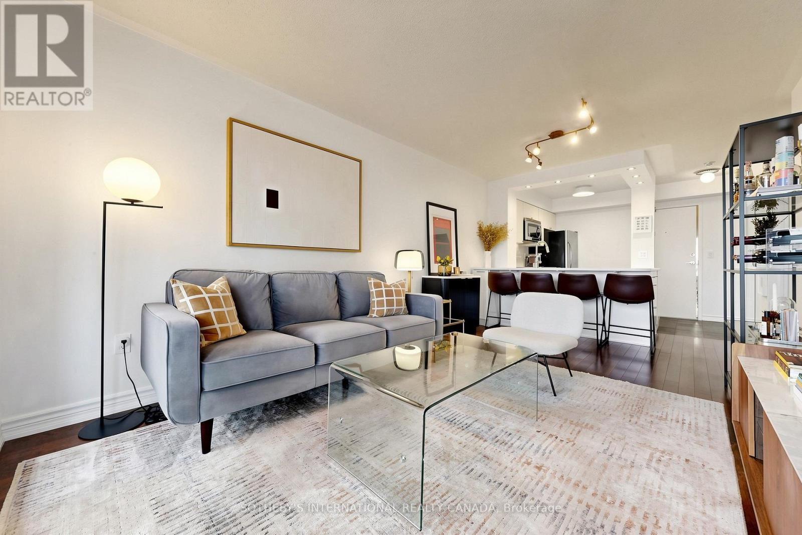 2303 - 909 Bay Street, Toronto, Ontario  M5S 1Z9 - Photo 4 - C13525262