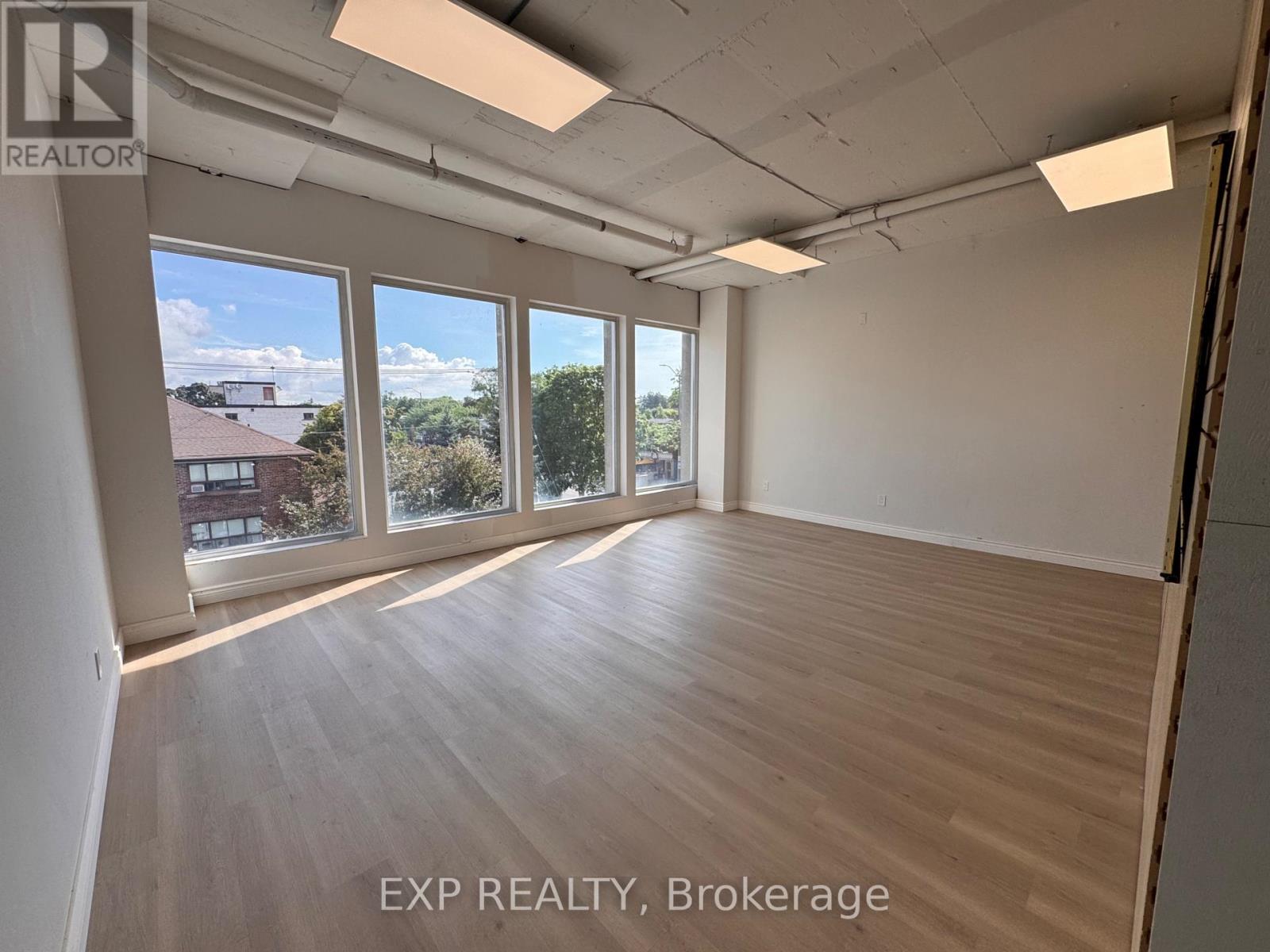 316 - 230 LAKESHORE ROAD E, Mississauga, Ontario