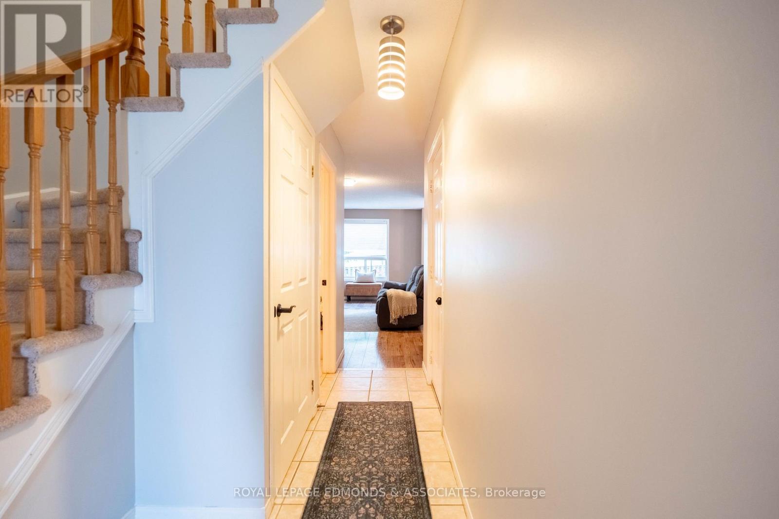 37 - 565 Rymal Road E, Hamilton, Ontario  L8W 3Y3 - Photo 2 - X13548746