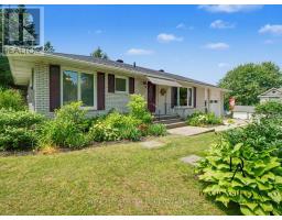 4 QUEEN STREET, Rideau Lakes, Ontario