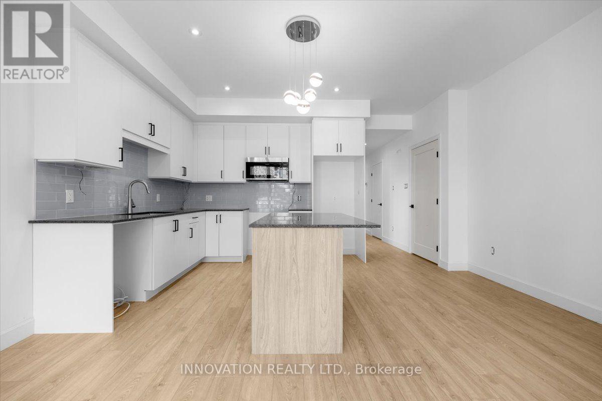 486-2 Wentworth Avenue, Ottawa, Ontario  K2B 5K1 - Photo 3 - X13548888