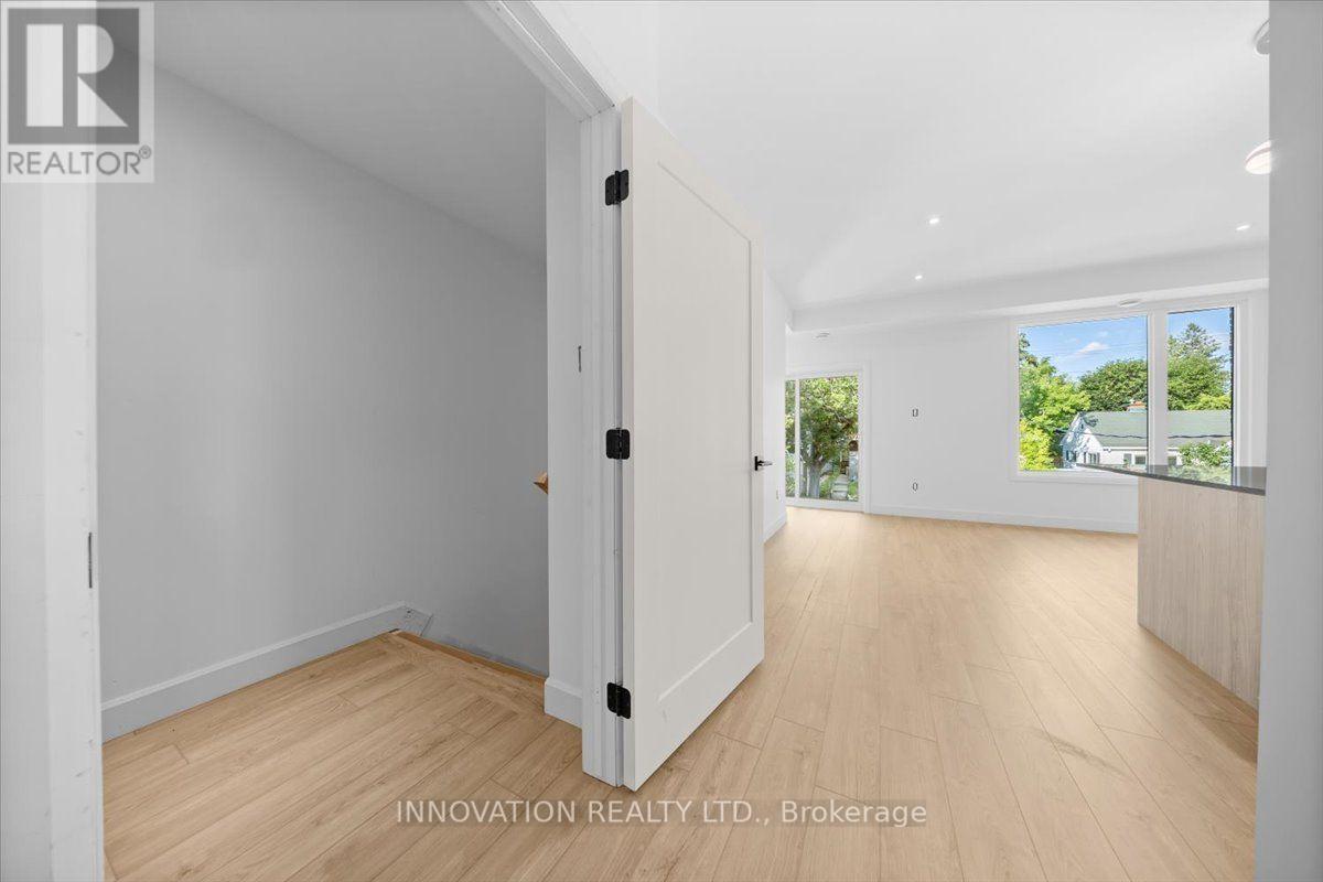 486-2 Wentworth Avenue, Ottawa, Ontario  K2B 5K1 - Photo 4 - X13548888