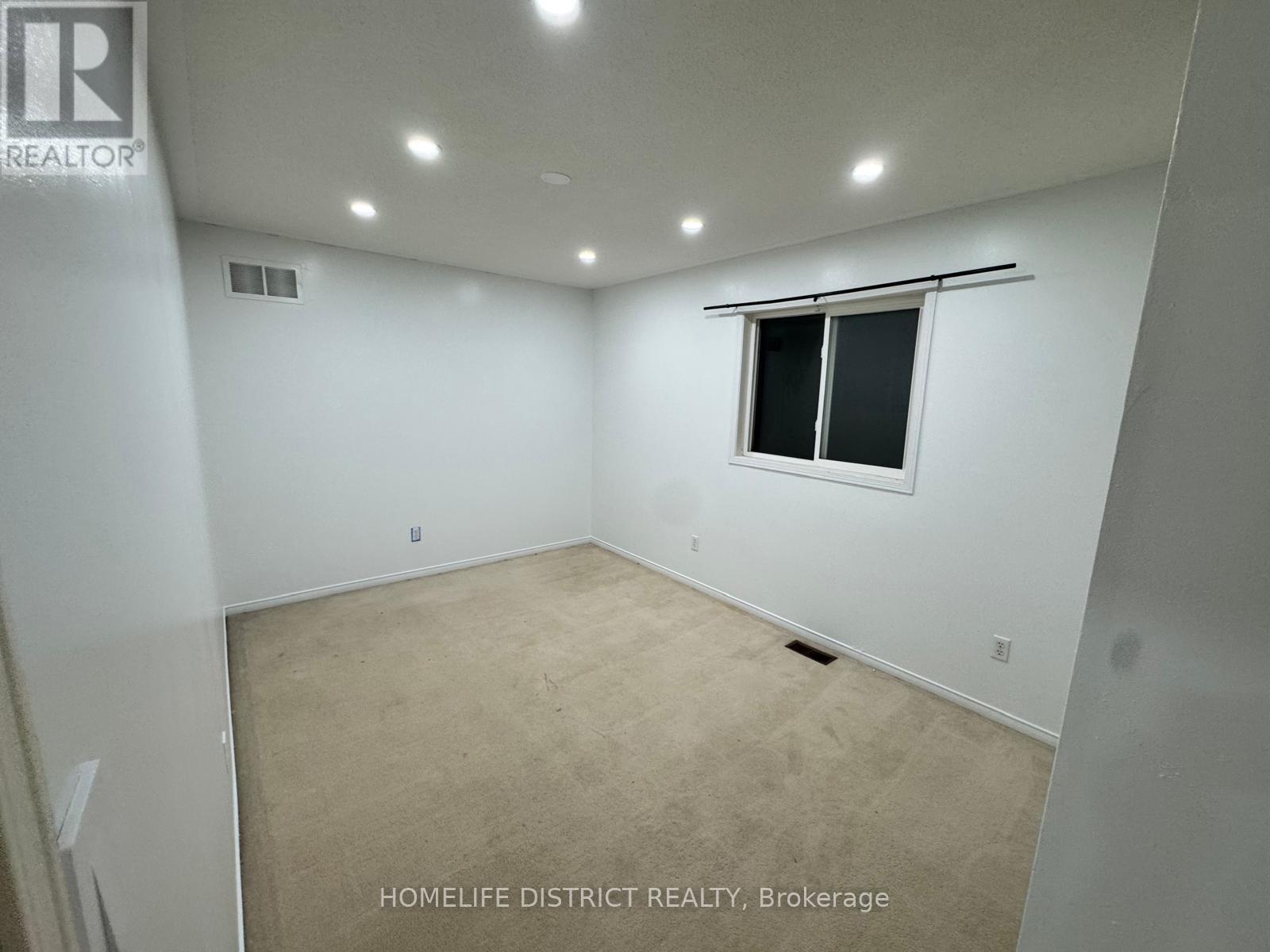 1100 Ashgrove Crescent, Oshawa, Ontario L1K 2W4 - Photo 13 - E13111712