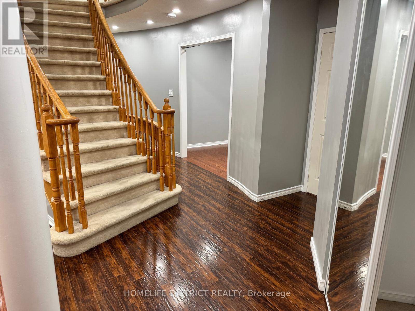 1100 Ashgrove Crescent, Oshawa, Ontario L1K 2W4 - Photo 5 - E13111712