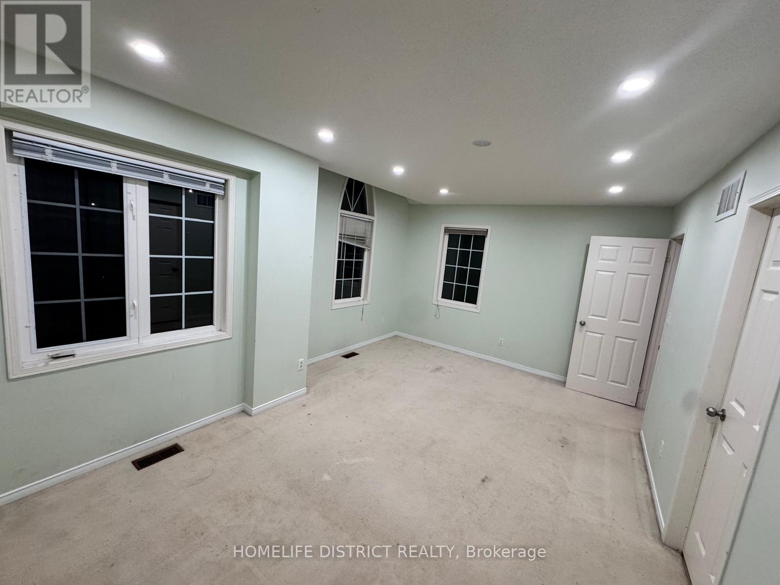 1100 Ashgrove Crescent, Oshawa, Ontario L1K 2W4 - Photo 40 - E13111712