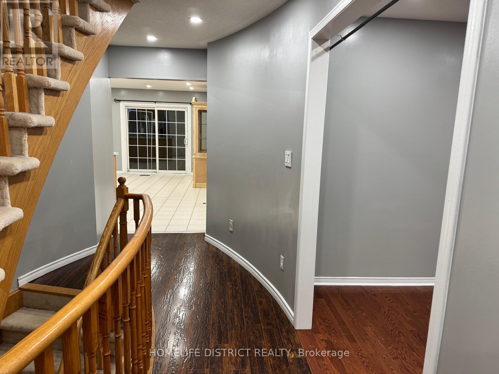 1100 Ashgrove Crescent, Oshawa, Ontario L1K 2W4 - Photo 45 - E13111712