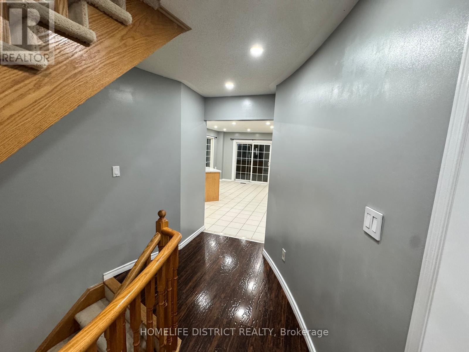 1100 Ashgrove Crescent, Oshawa, Ontario L1K 2W4 - Photo 47 - E13111712