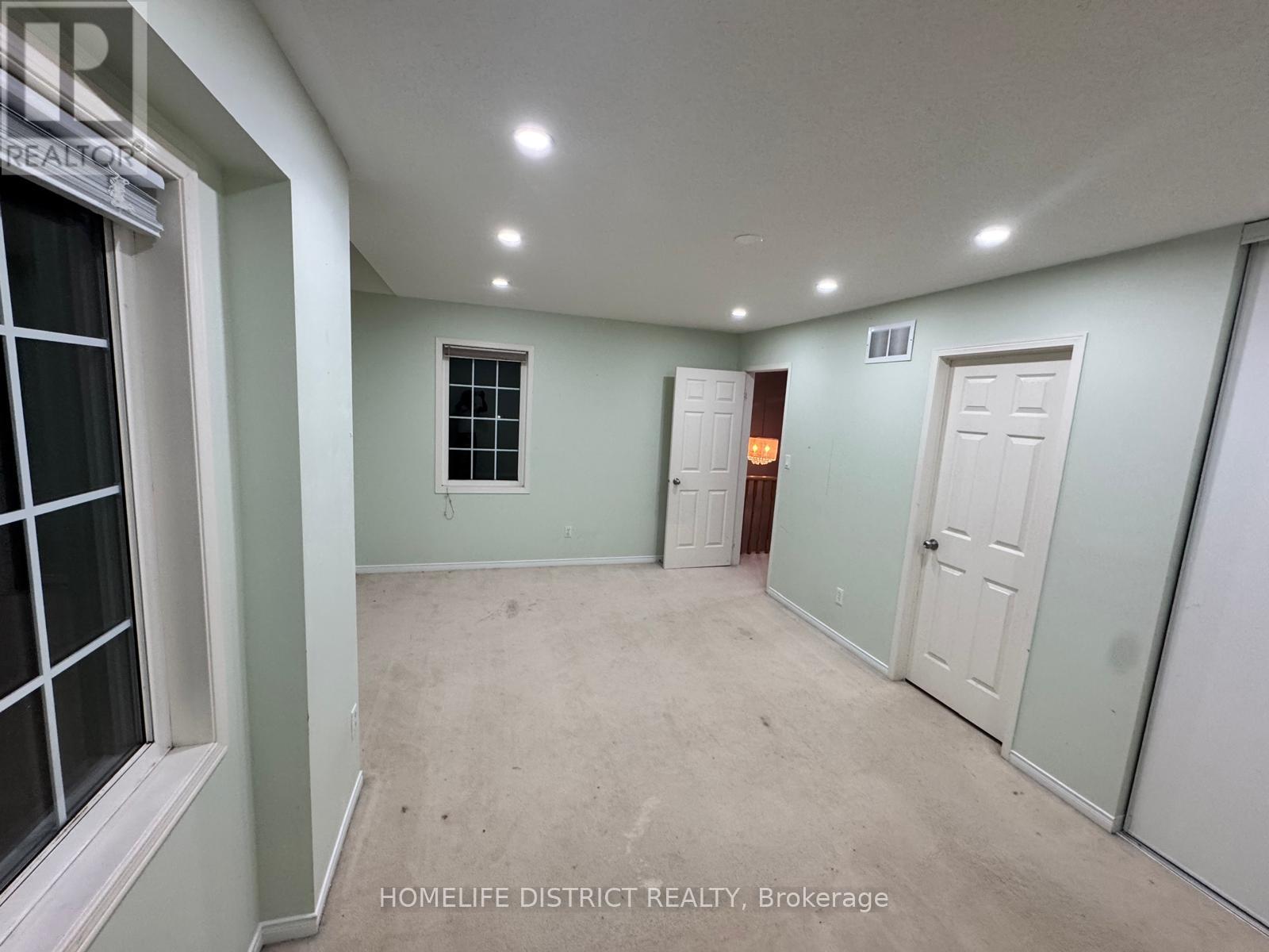 1100 Ashgrove Crescent, Oshawa, Ontario L1K 2W4 - Photo 41 - E13111712