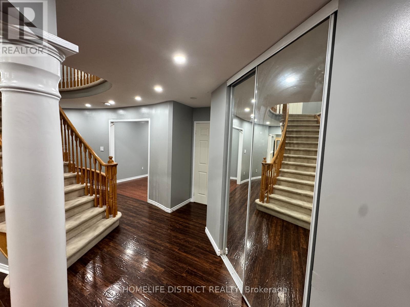 1100 Ashgrove Crescent, Oshawa, Ontario L1K 2W4 - Photo 6 - E13111712