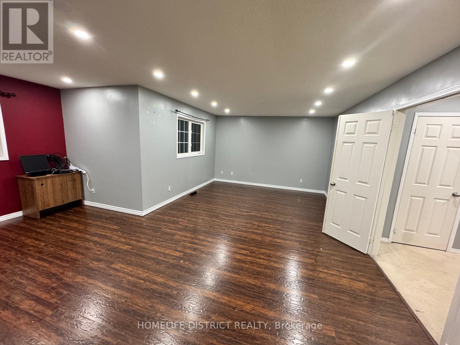 1100 Ashgrove Crescent, Oshawa, Ontario L1K 2W4 - Photo 19 - E13111712