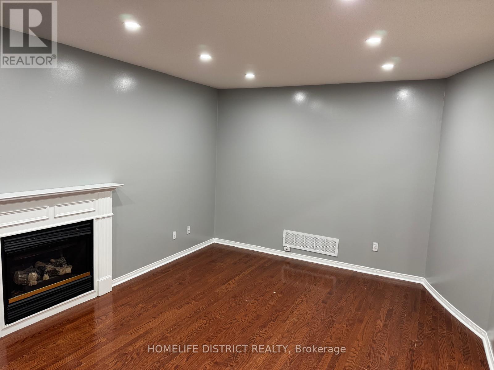 1100 Ashgrove Crescent, Oshawa, Ontario L1K 2W4 - Photo 31 - E13111712