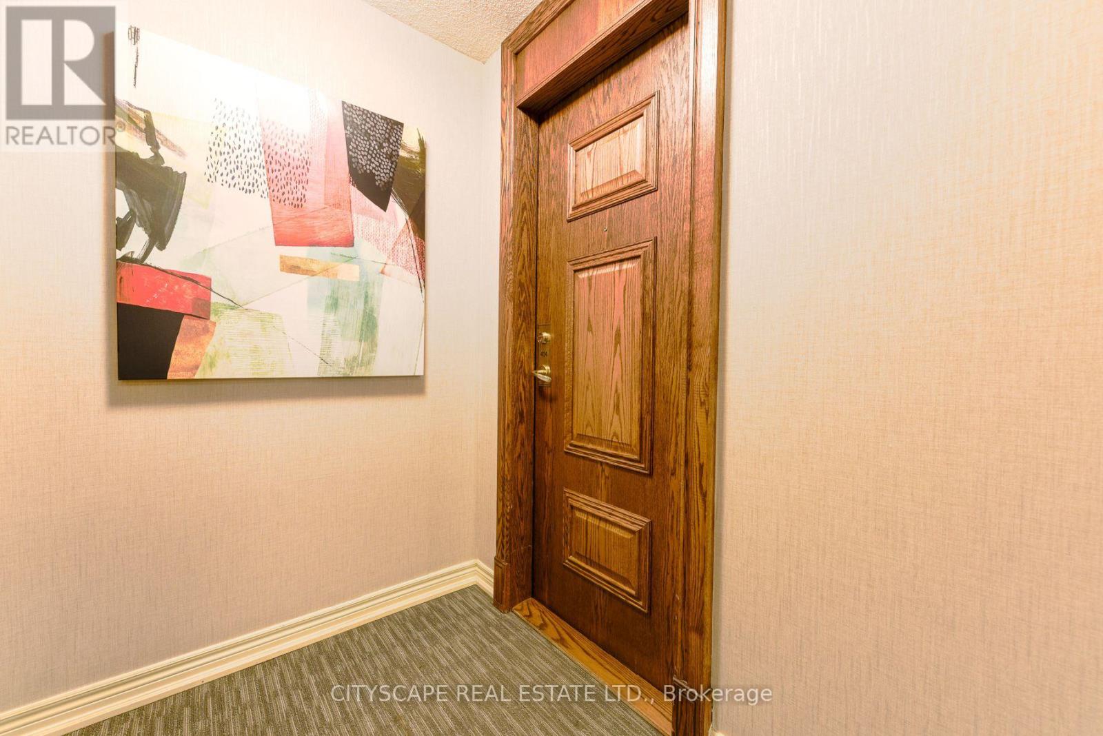 404 - 4850 Glen Erin Drive, Mississauga, Ontario  L5M 7S1 - Photo 2 - W13548282