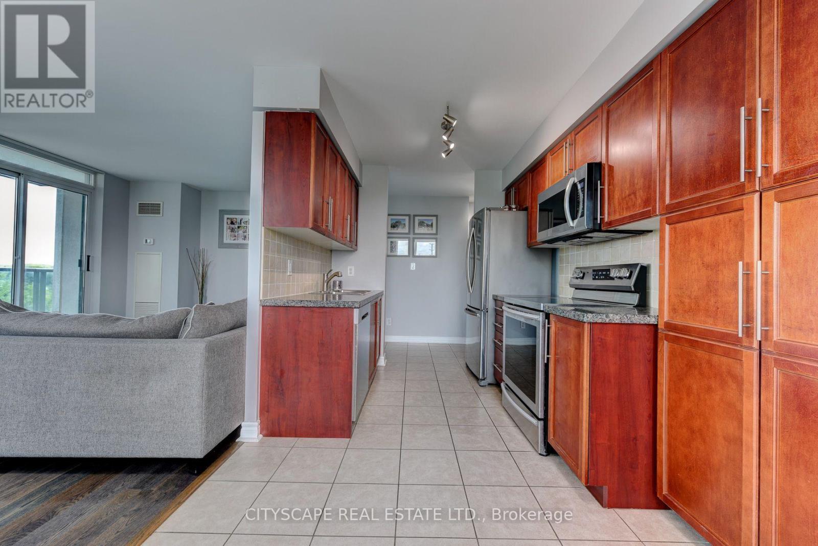 404 - 4850 Glen Erin Drive, Mississauga, Ontario  L5M 7S1 - Photo 7 - W13548282