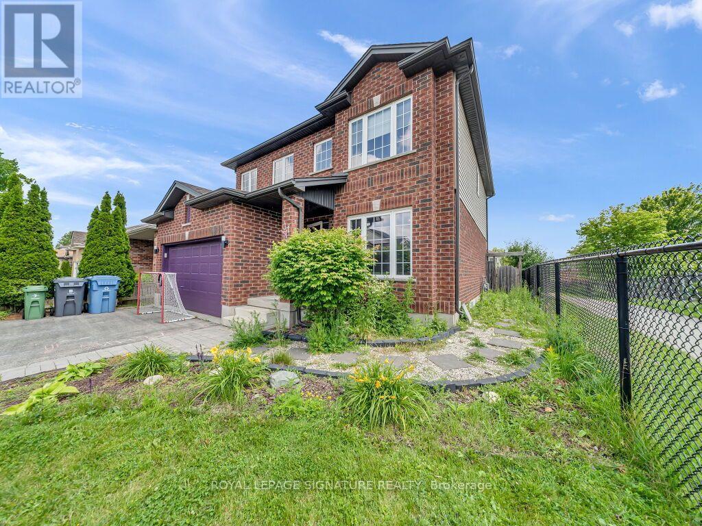 31 Ingram Drive, Guelph, Ontario  N1E 0B1 - Photo 3 - X13546324