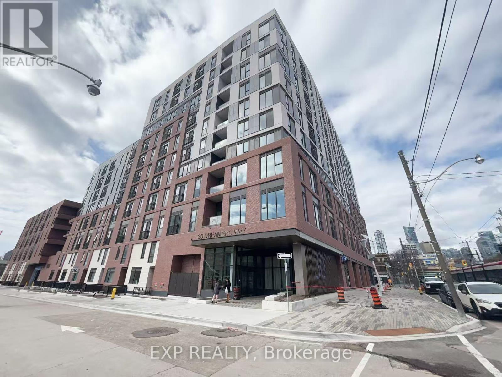 546 - 30 DREAMERS WAY, Toronto, Ontario