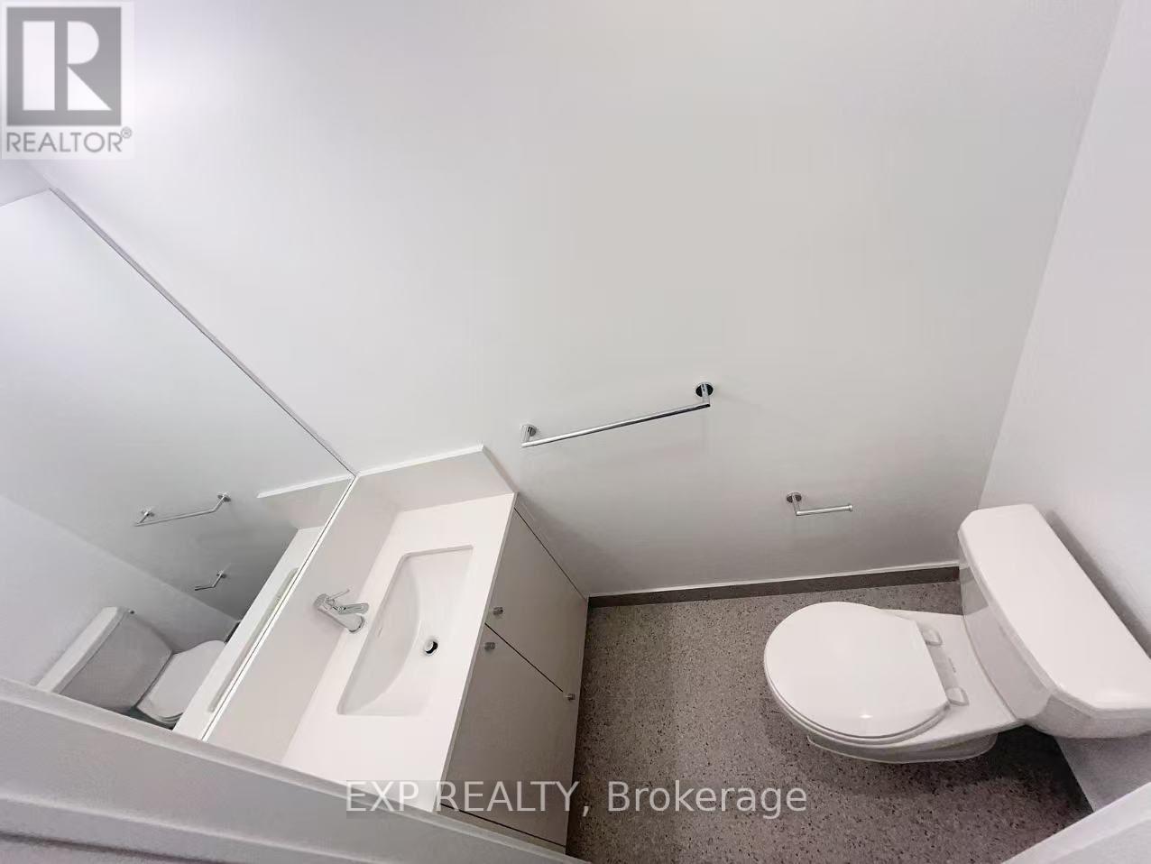 546 - 30 Dreamers Way, Toronto, Ontario  M5A 0Y7 - Photo 11 - C13548758