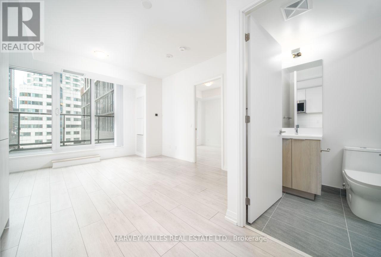 525 - 400 King Street W, Toronto, Ontario  M5V 1K2 - Photo 5 - C13548788