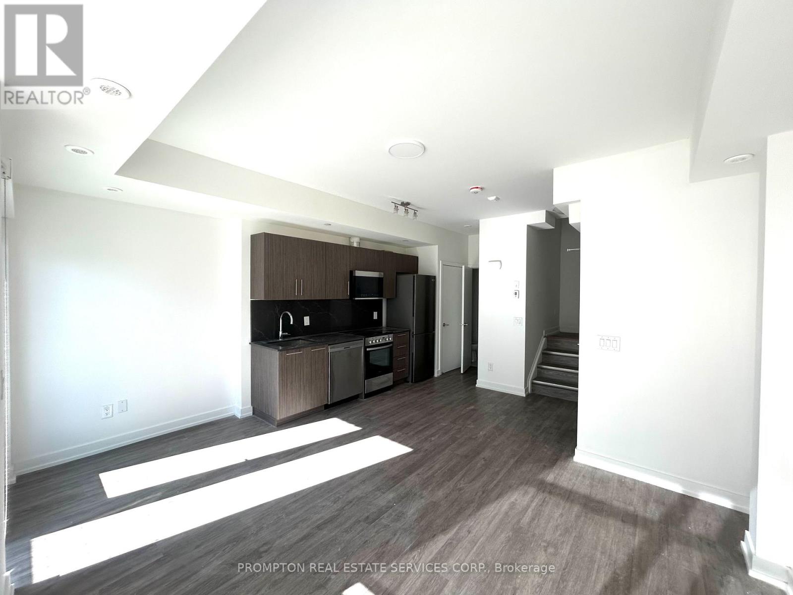 41 - 871 Sheppard Avenue W, Toronto, Ontario  M3H 0E8 - Photo 3 - C13548818