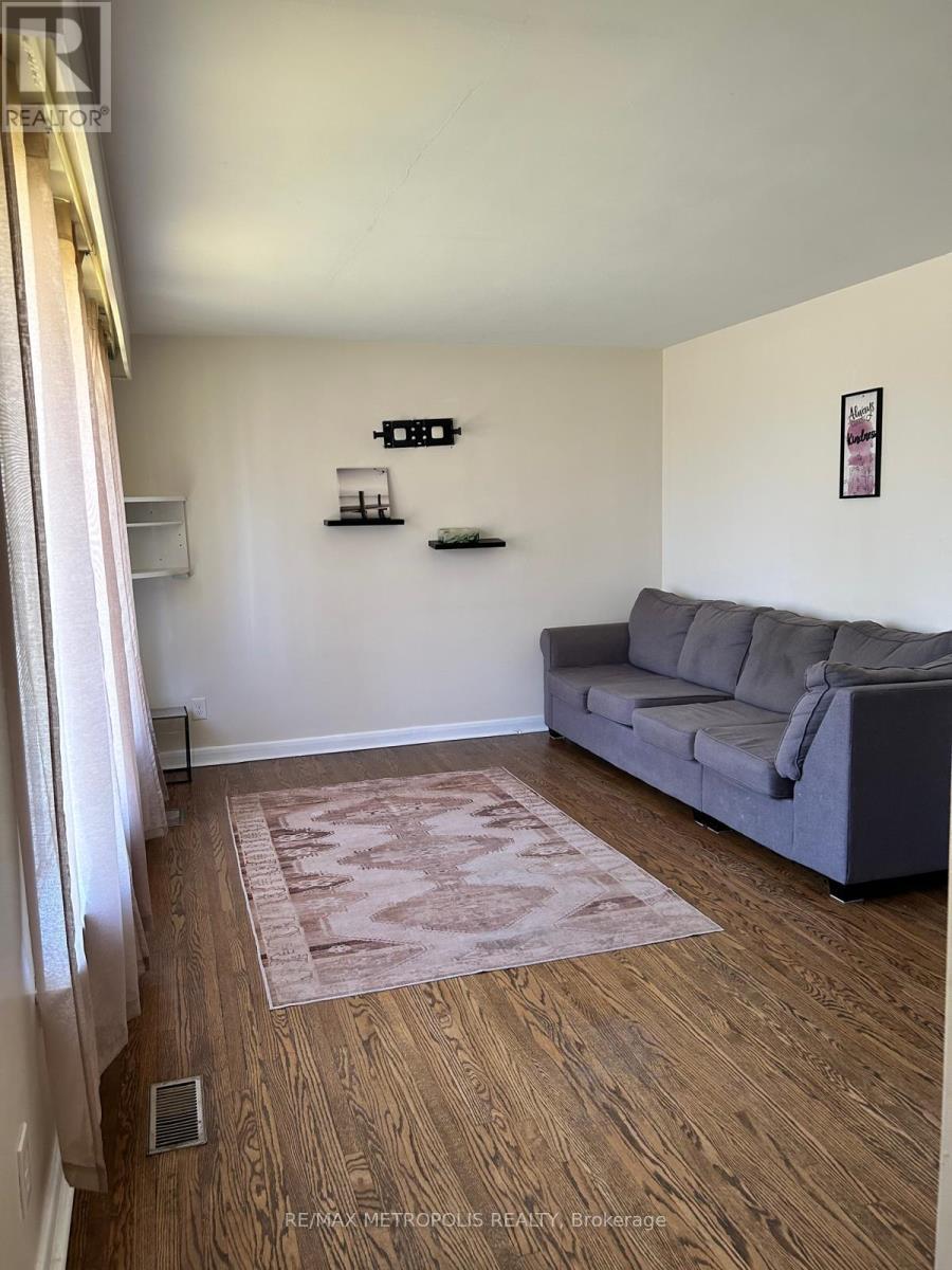 1409 TREMBLAY STREET, Oshawa (Lakeview)