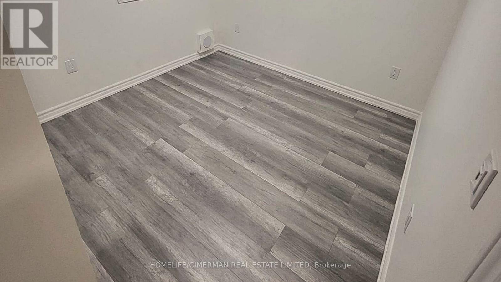 B - 133 Sharavogue Avenue, Oshawa, Ontario  L1L 0G4 - Photo 10 - E13548836