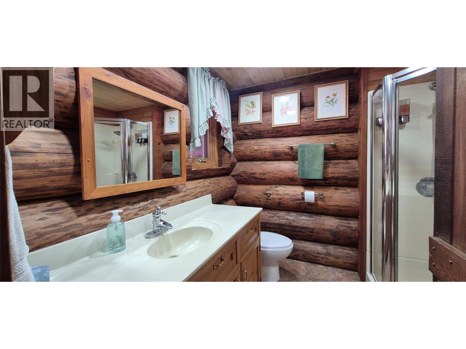 8793 Colony Road, Wardner, British Columbia V0B 2J0 - Photo 15 - 10394197