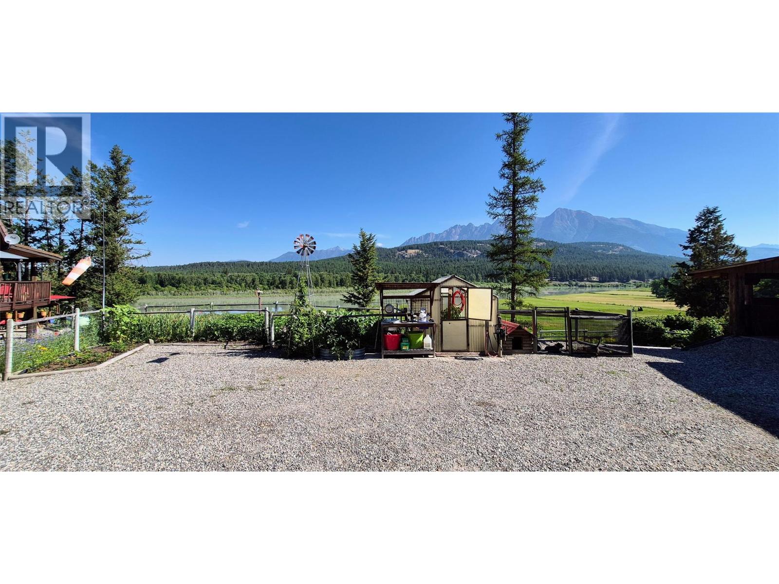 8793 Colony Road, Wardner, British Columbia V0B 2J0 - Photo 36 - 10394197