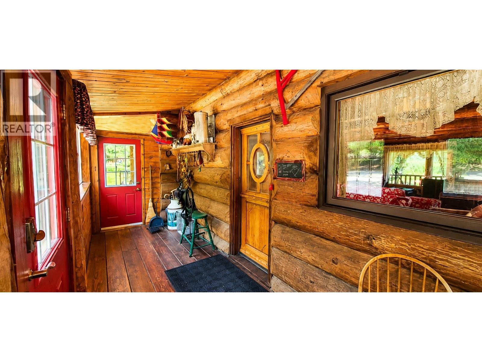 8793 Colony Road, Wardner, British Columbia V0B 2J0 - Photo 7 - 10394197