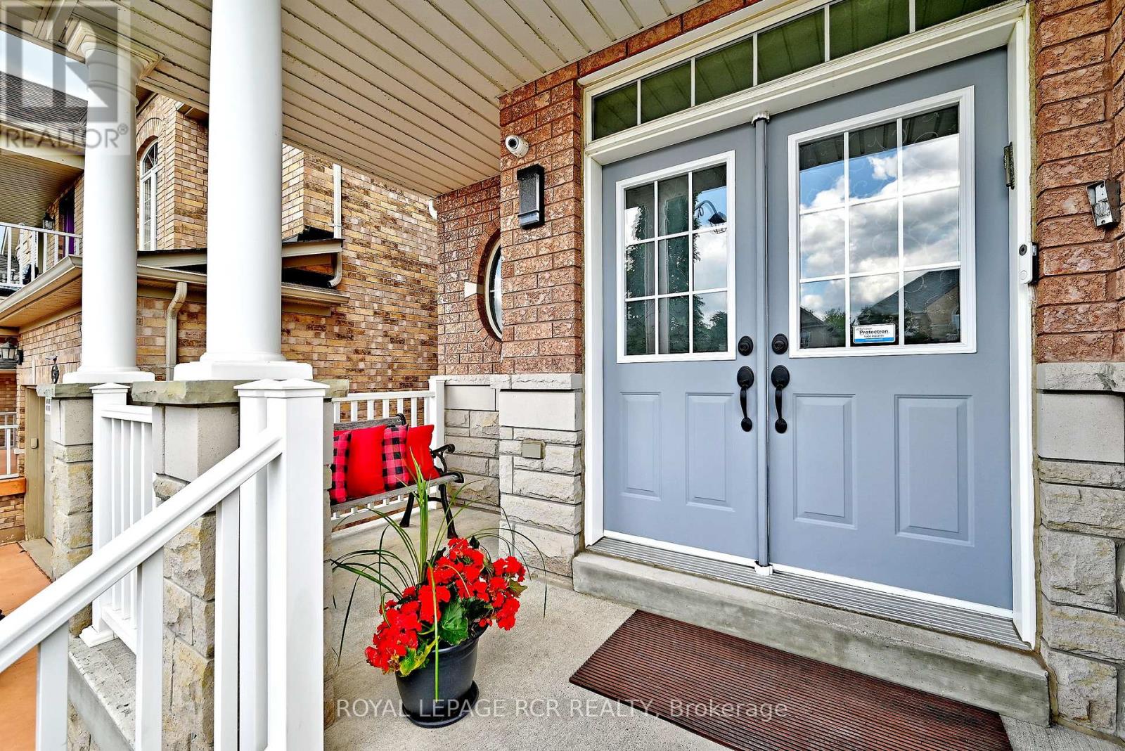 43 Ivy Glen Drive, Vaughan, Ontario  L6A 0P3 - Photo 2 - N13548916