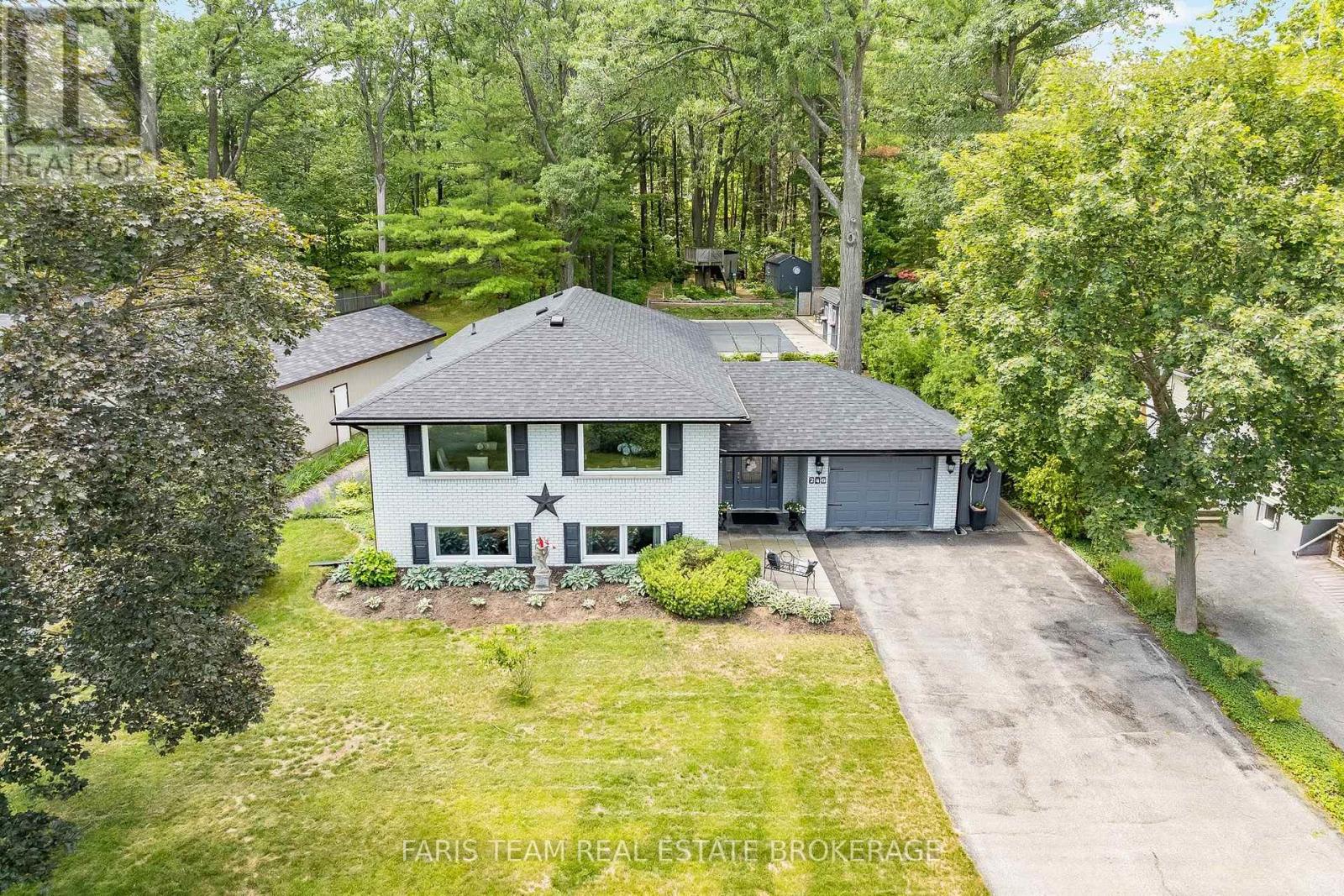 246 Sunnidale Road, Barrie, Ontario  L4N 5N9 - Photo 2 - S13544864
