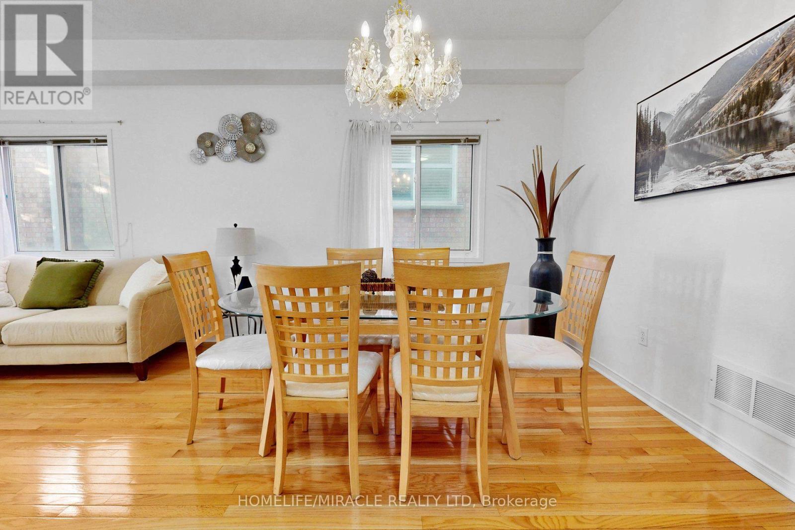 3852 Brinwood Gate, Mississauga, Ontario  L5M 7H2 - Photo 11 - W13548918