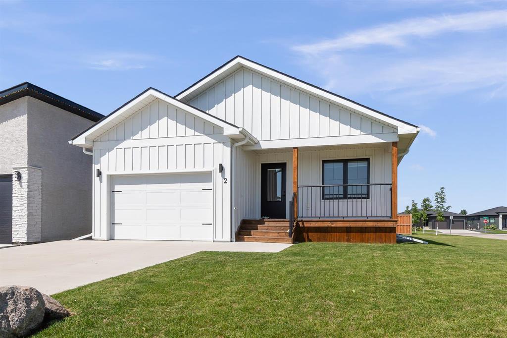 2 Alpine Drive, Steinbach, Manitoba  R5G 2V9 - Photo 0 - 202614193