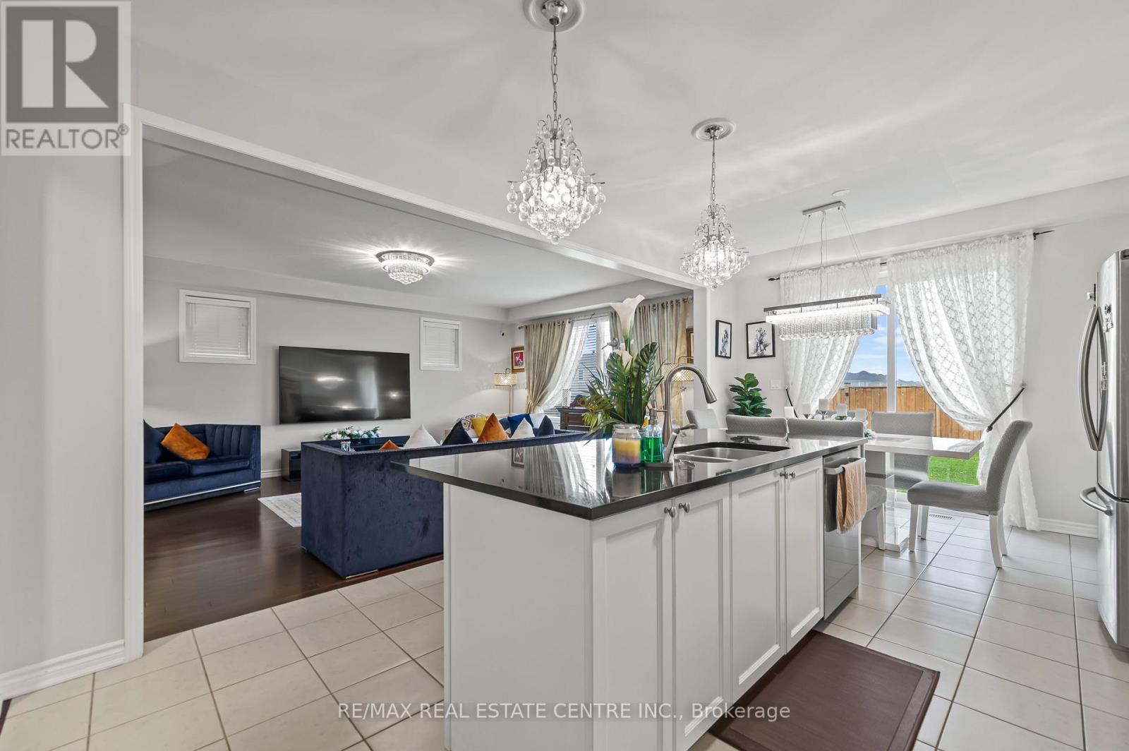 12 Dressage Trail, Cambridge, Ontario N3E 0C3 - Photo 19 - X13548750