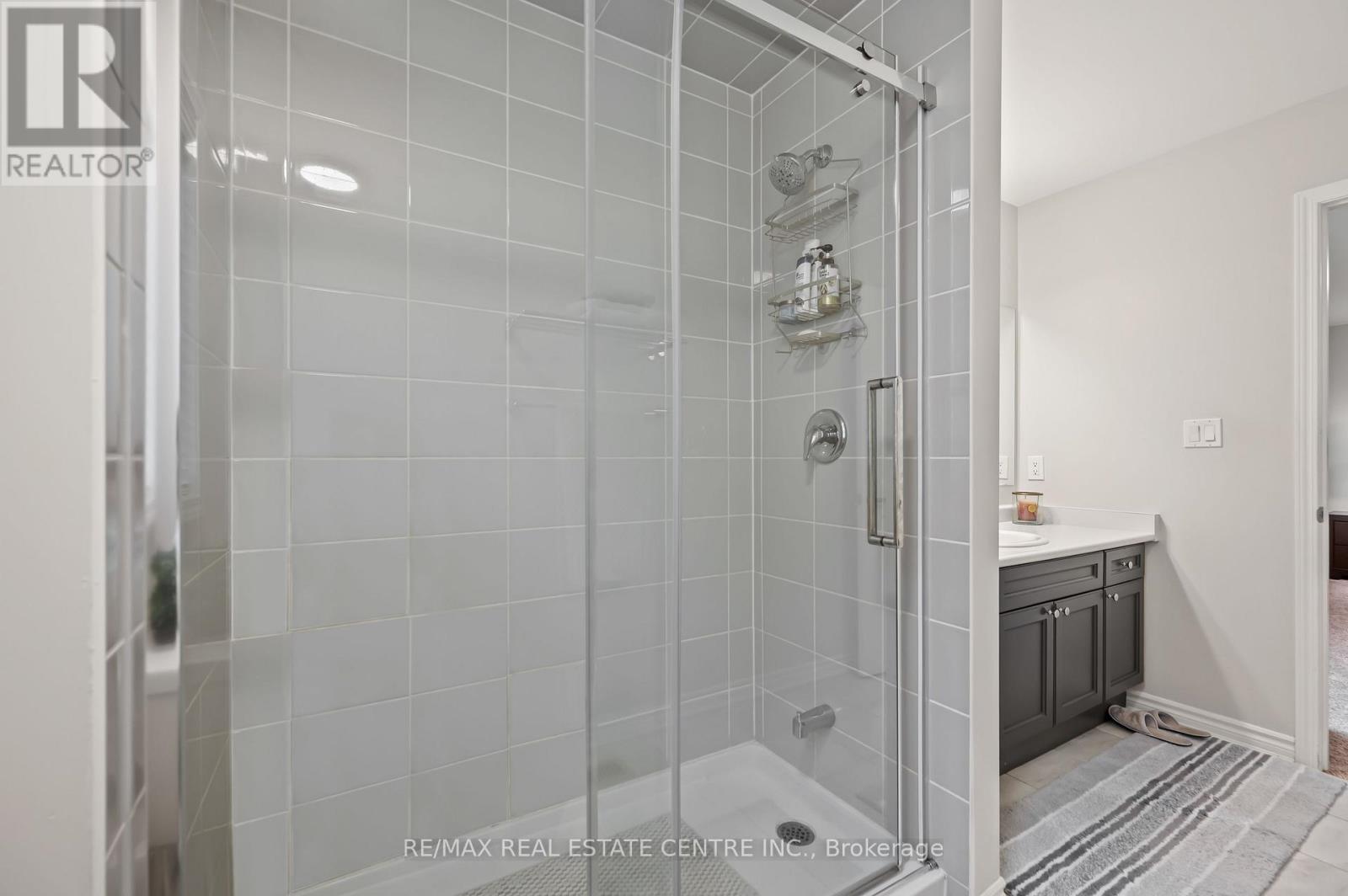 12 Dressage Trail, Cambridge, Ontario N3E 0C3 - Photo 27 - X13548750