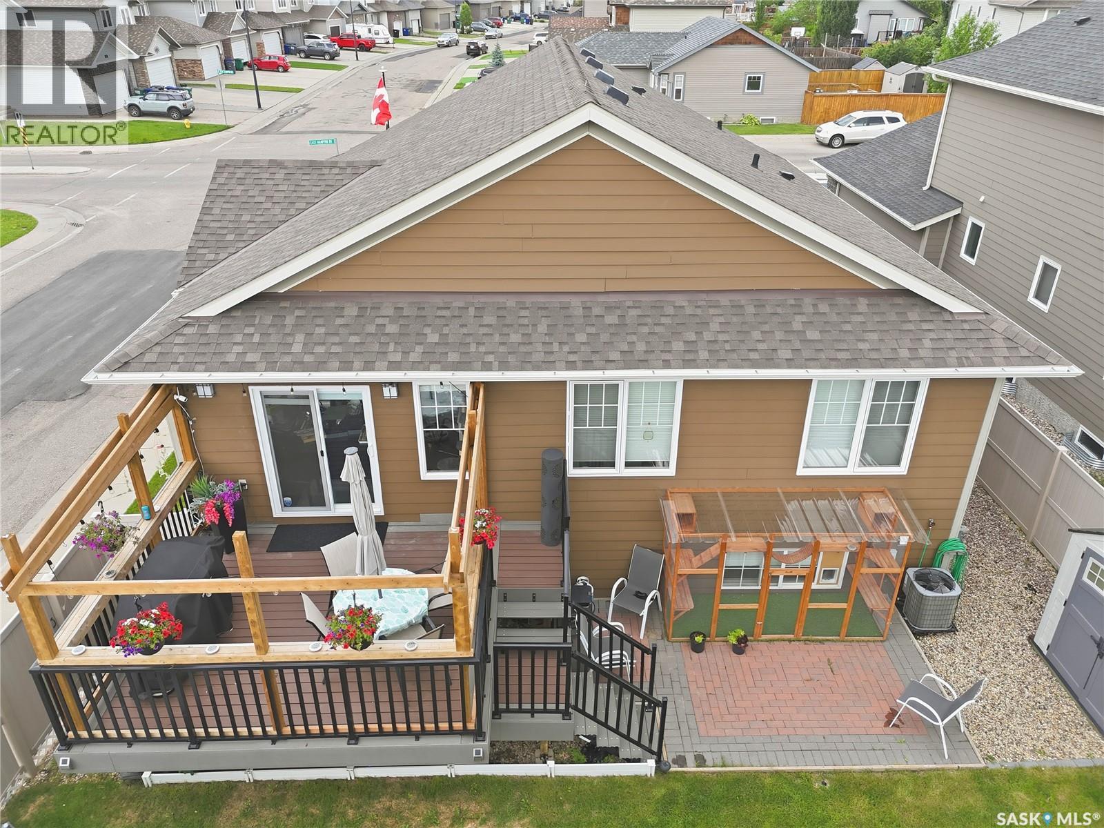 303 East Hampton Boulevard E, Saskatoon, Saskatchewan  S7R 0A5 - Photo 30 - SK041997
