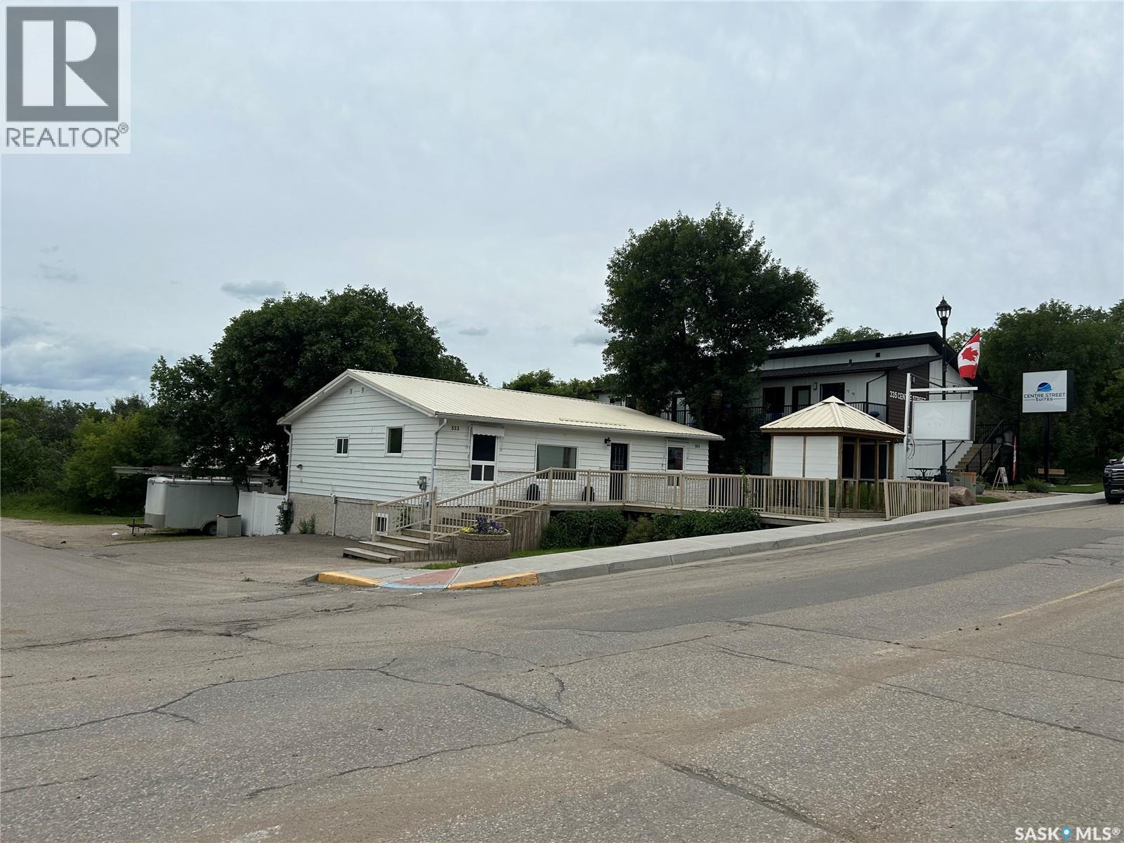 333 Centre Street, Regina Beach, Saskatchewan  S0G 4C0 - Photo 2 - SK041925