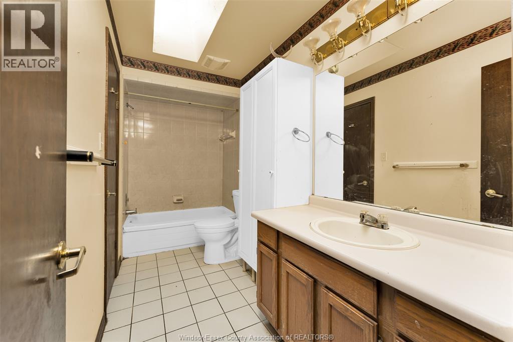 2525 Strawberry Drive, Tecumseh, Ontario  N9K 1C3 - Photo 22 - 26016633
